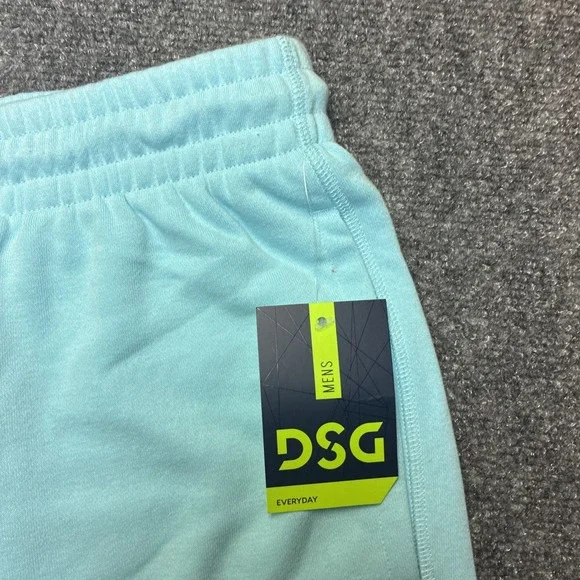 DSG Gym Shorts Men's Medium - Picture 4 of 10